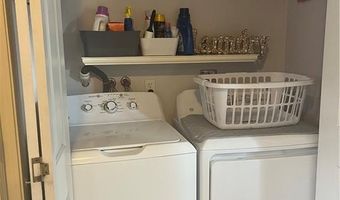 31 Franklin St 2, Newport, RI 02840