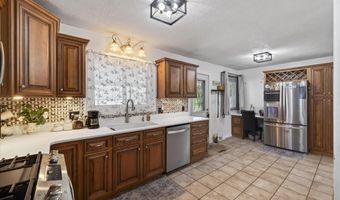 291 W Davis St, Bloomfield, IN 47424