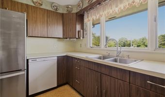 25 Westport Harbor Rd, Little Compton, RI 02837