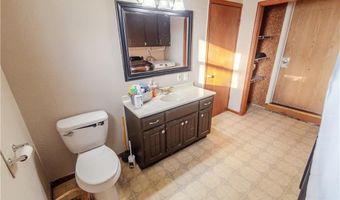 5723 Trego Rd, Atchison, KS 66002