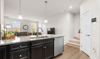 138 MATISSE Pl 1003G, Bowie, MD 20716