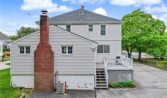 3288 Mendon Rd, Cumberland, RI 02864