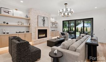 1412 Lyon Ct, Charlotte, NC 28205