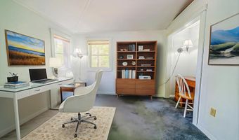 31 Herrick Rd, Belfast, ME 04915