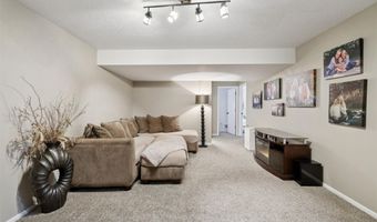1107 SW Springfield Dr, Ankeny, IA 50023