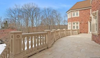 67 Robin Ln, Alpine, NJ 07620