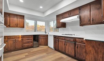 19957 Eyota Rd, Apple Valley, CA 92308