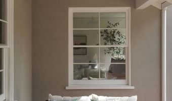 2185 N Roosevelt Ave, Altadena, CA 91001