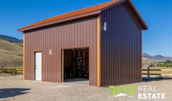 3256 N Fork Hwy, Cody, WY 82414