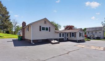 8275 MERTZTOWN Rd, Alburtis, PA 18011