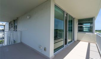 9500 W Bay Harbor Dr 7D, Bay Harbor Islands, FL 33154