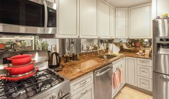 1200 N NASH St 211, Arlington, VA 22209