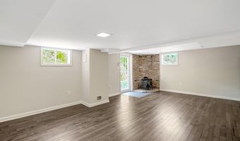 7107 COVENTRY Rd, Alexandria, VA 22306