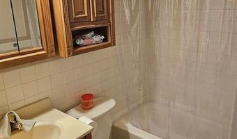 5669 Wedge Ln, Allentown, PA 18106