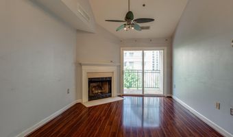 2310 14TH St N 402, Arlington, VA 22201