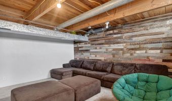 3795 E Sunnyside Rd, Ammon, ID 83406