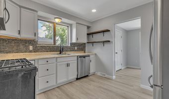 1218 Mcminn St, Aliquippa, PA 15001