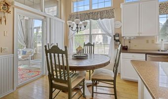 2 Woodlake Ct, Barnegat, NJ 08005