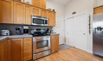 20967 YUKON St, Aurora, OR 97002