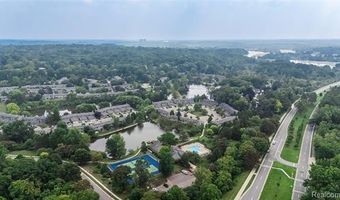 767 Skynob Dr, Ann Arbor, MI 48105