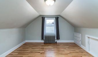 76 Burbank St, Cranston, RI 02910