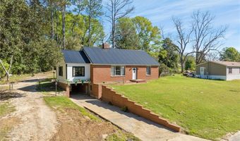 603 Holley Ave, Camp Hill, AL 36850