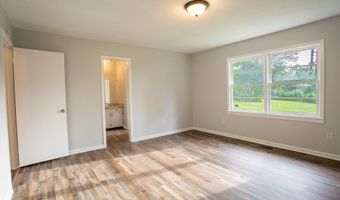 2623 Hatch Pkwy N, Baxley, GA 31515