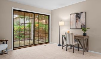 2250 Rivenoak Ct, Ann Arbor, MI 48103