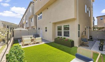 15447 Van Lodensteyn Way, San Diego, CA 92127