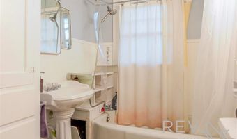 1344 Alger Ave, Cody, WY 82414