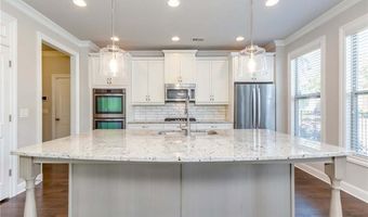 7875 Crownpoint Dr, Alpharetta, GA 30005
