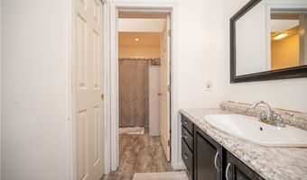 6488 S Timberidge Dr, Austintown, OH 44515