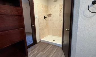 404 Sunbeam Ave, Alamogordo, NM 88310