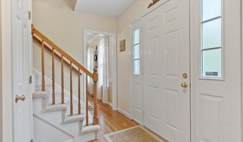 28 Old Harvard Rd, Boxborough, MA 01719
