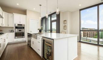 250 W Spring St 713, Columbus, OH 43215