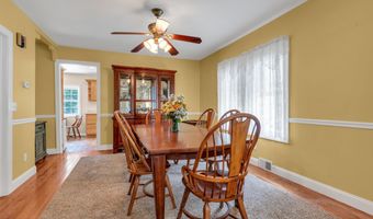 833 Lincoln St, Middletown, NJ 07748