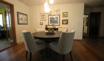 512 W Melgaard Rd, Aberdeen, SD 57401