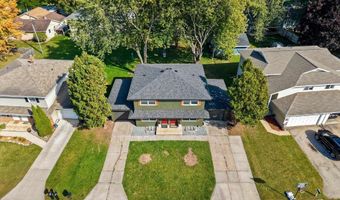 800 N HAWTHORNE Dr, Appleton, WI 54915