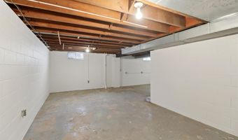 418 SE Grant St, Ankeny, IA 50021