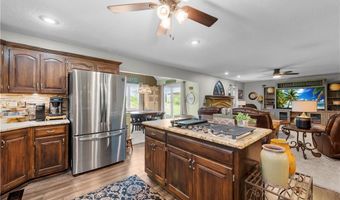 3401 N 154th St, Basehor, KS 66007