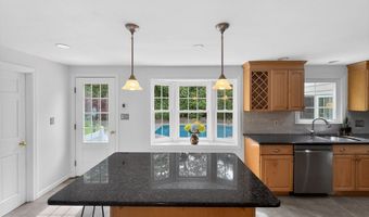 19 Tilton Ln, Andover, MA 01810