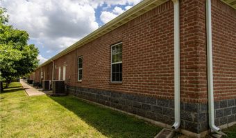 2309 SE B Street 7, Bentonville, AR 72712