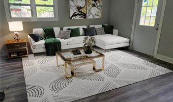 2500 Redgate Ln, Austintown, OH 44511