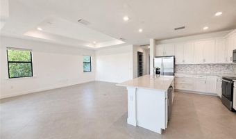 3929 E Hampton Cir, Alva, FL 33920