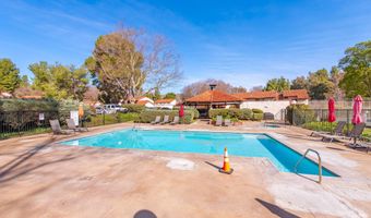 27506 Rondell St, Agoura Hills, CA 91301