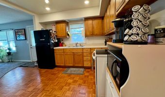 810 S Merton St, Aberdeen, SD 57401