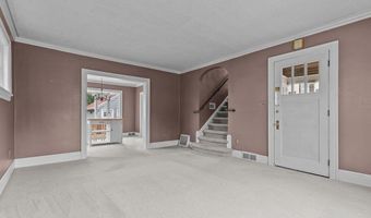 518 E SUMMER St, Appleton, WI 54911