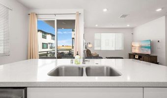 2955 W Lincoln Ave 7, Anaheim, CA 92801