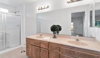 12490 Palomino Ln, Apple Valley, CA 92308