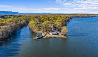 400 Lucky Lndg, Atkins, AR 72823